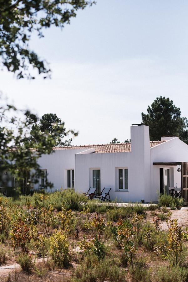 Craveiral Farmhouse By Belong Staying & Feeling São Teotónio Dış mekan fotoğraf