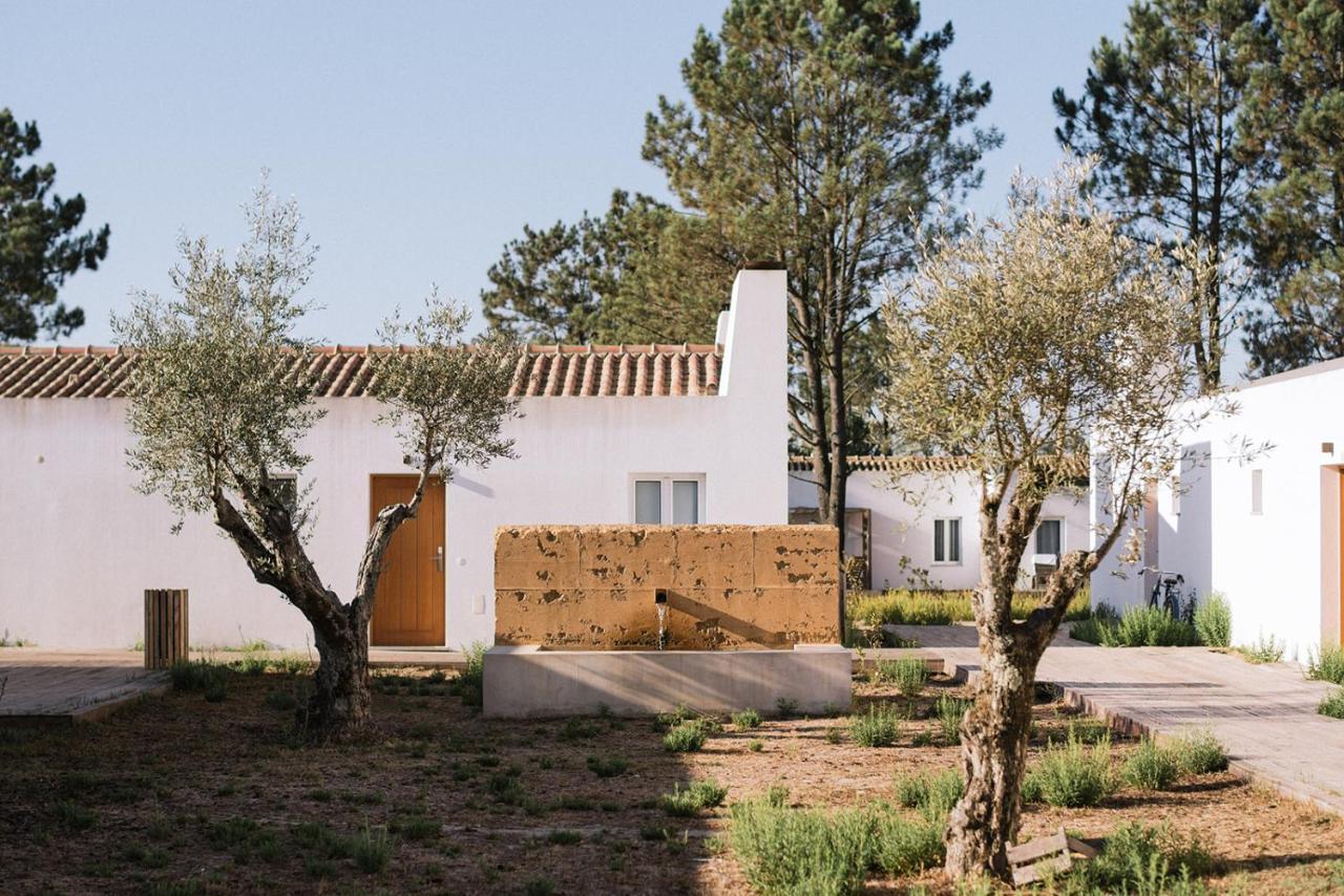 Craveiral Farmhouse By Belong Staying & Feeling São Teotónio Dış mekan fotoğraf