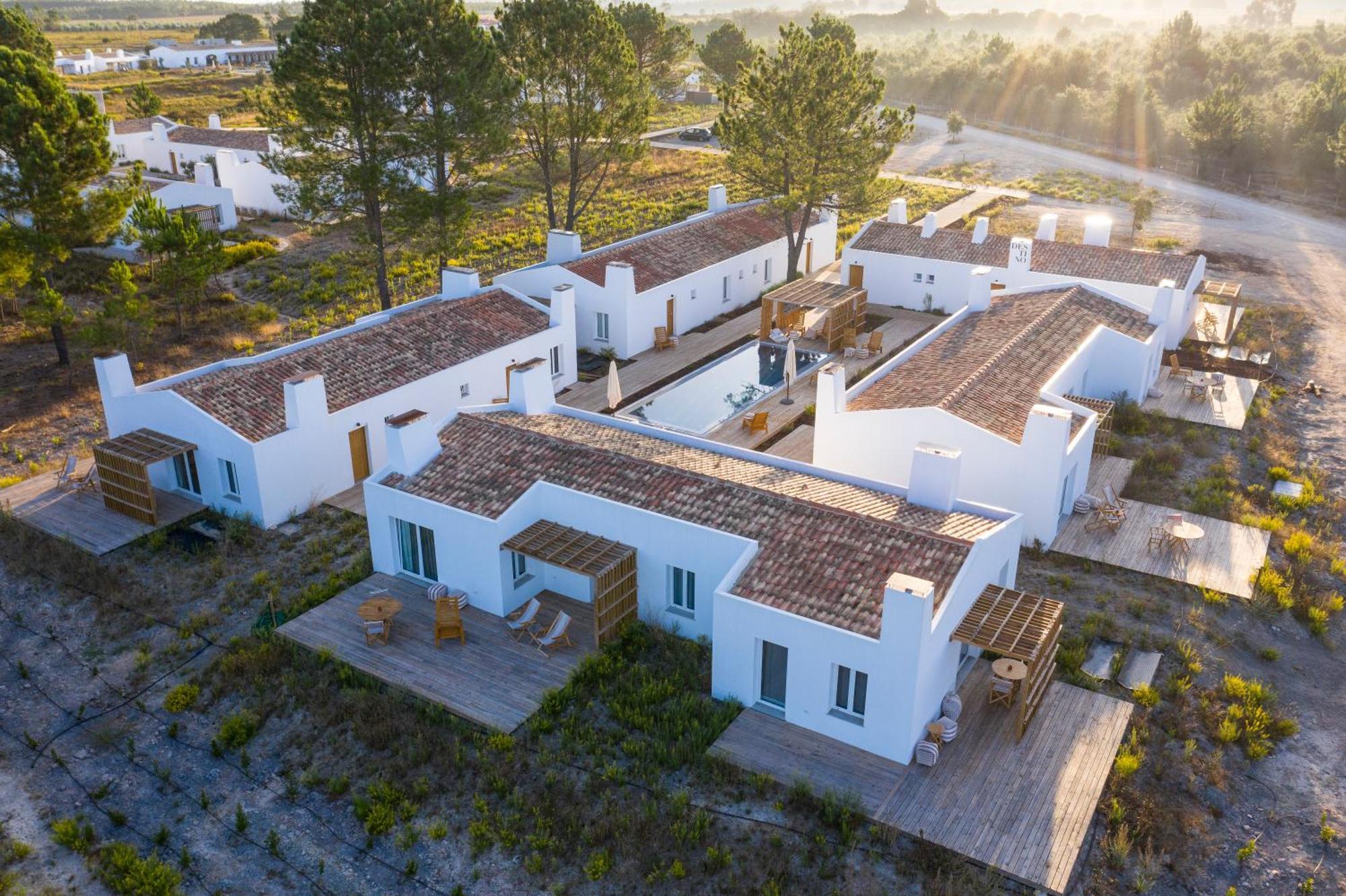 Craveiral Farmhouse By Belong Staying & Feeling São Teotónio Dış mekan fotoğraf