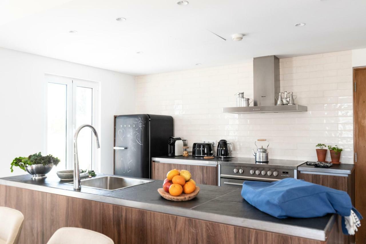 Craveiral Farmhouse By Belong Staying & Feeling São Teotónio Dış mekan fotoğraf