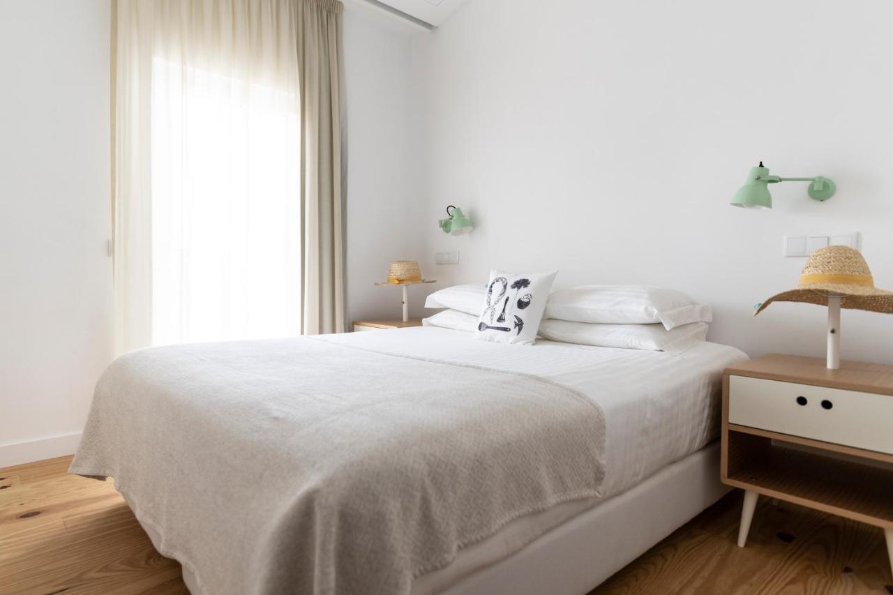 Craveiral Farmhouse By Belong Staying & Feeling São Teotónio Dış mekan fotoğraf