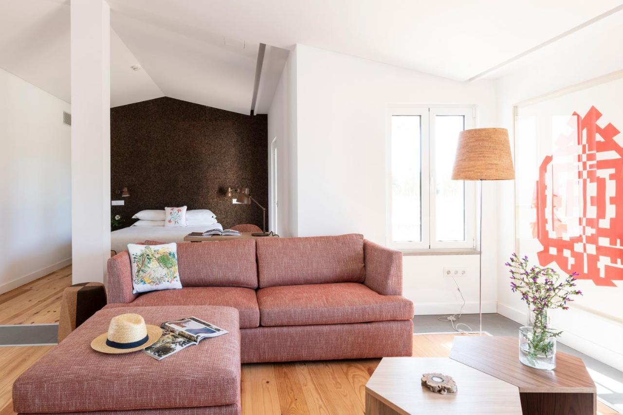Craveiral Farmhouse By Belong Staying & Feeling São Teotónio Dış mekan fotoğraf